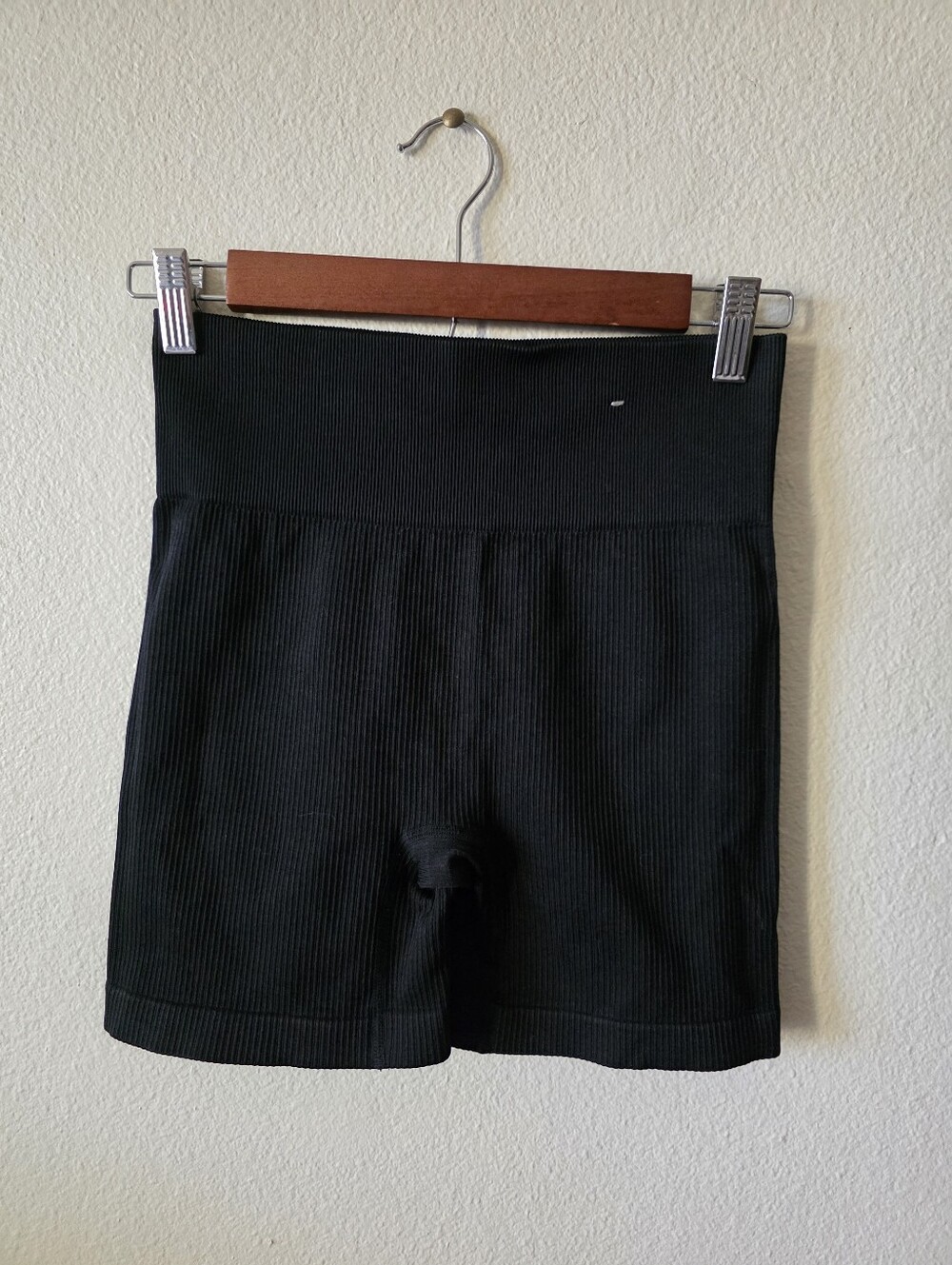Forever 21 High-Waist Ribbed Black Bike Shorts